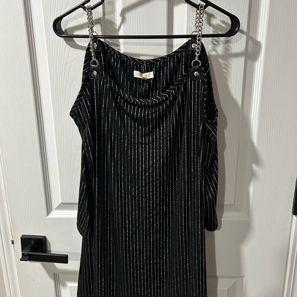 Lorette short sleeve shirt - new with tags perfect for a holiday party